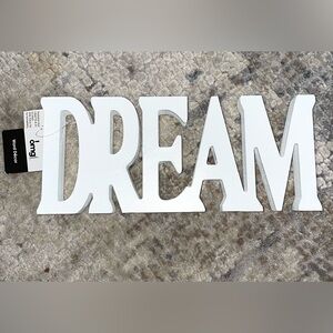 OMG Creations ‘Dream’ sign